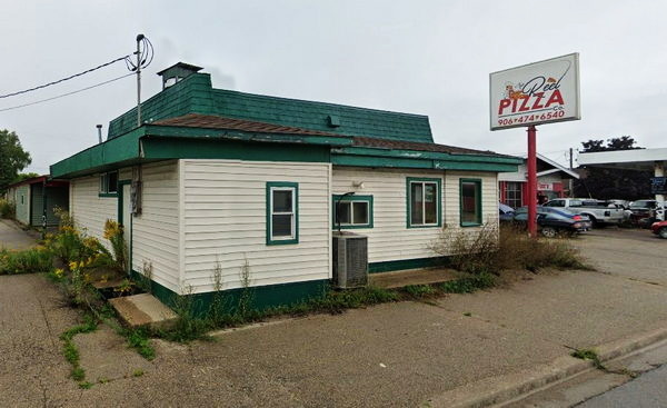 A&W Restaurant - Rapid River - 7878 Us-2 (newer photo)